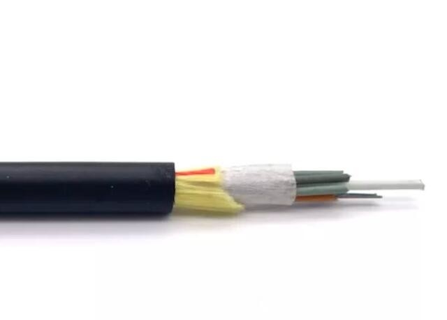 G652D ADSS Fiber Cable Semua Dielectric Self Supporting Optical Aerial 24 Core Fiber Cable