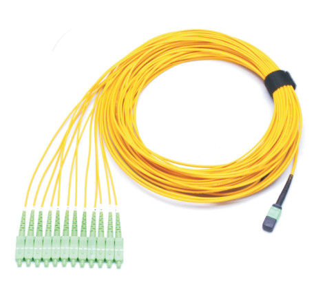 Serat Optik UPC MPO OFNR SM MPO Ke Konektor LC 12F FANOUT SC