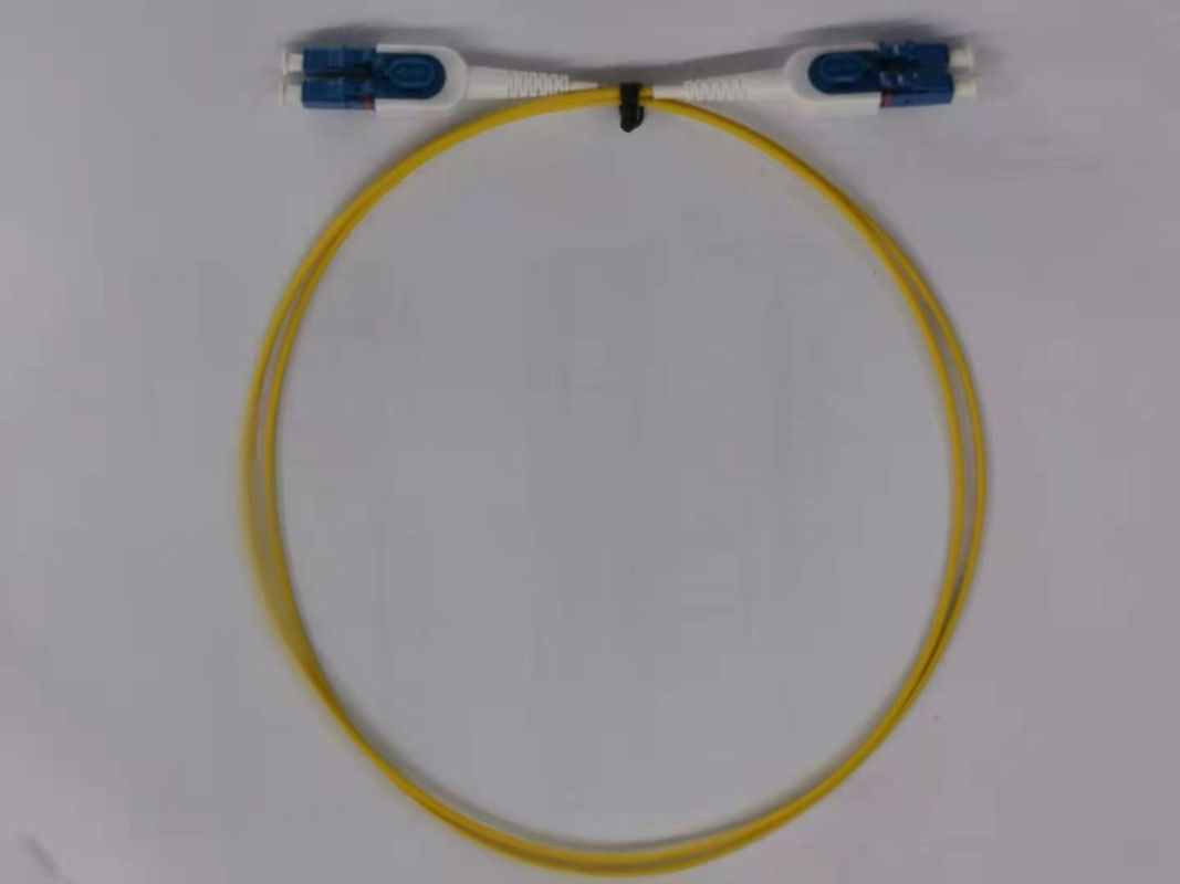 Kabel Patch Fiber Optik Duplex LC LC SM G657A1 dengan kabel bundar Uniboot