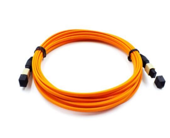 Multimode Fiber Optic MPO 0.9mm MPO Ke Kabel LC Dengan Rugi Kembali 55dB