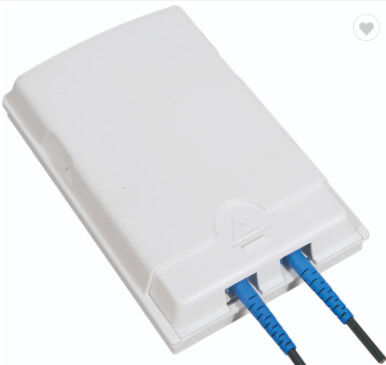 Kotak Pemutusan Serat Optik FTTH 2 Core PC ABS 2 pcs SC Adaptor Indoor Atau Outdoor