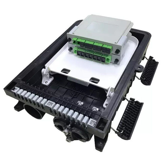 Kotak Pemutusan Serat Optik FTTH 16 Core Kaset Splitter Tahan Air Warna Hitam Luar Ruangan