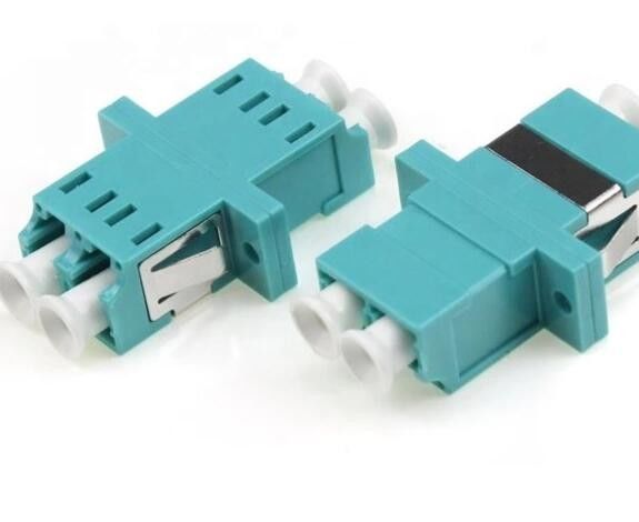Lc To Lc Fiber Adapter OM3 Jenis Simetri Plastik UPC APC LC Duplex Adapter