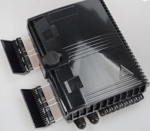 Terminal Box 16 Core Ftth 2 Inlet, 16 Outlet Untuk Kabel Drop Kabel Fiber Optic Kotak Hitam
